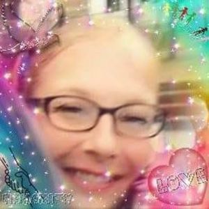 Meet your Posher, Holly